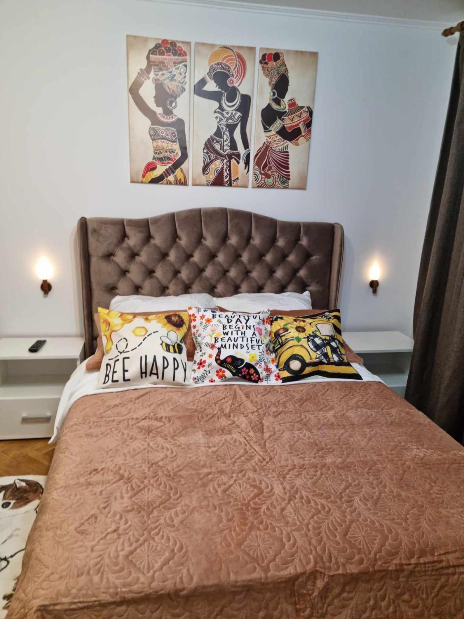Lovely 2 Bedrooms Flat Cornelia- Central Corabia Dış mekan fotoğraf